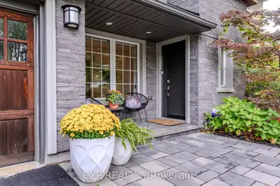 467 Caesar Avenue, Oakville, On L6j 3z1