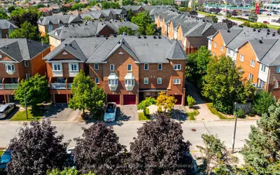 6950 Tenth Line W 87, Mississauga, On L5n 6y1