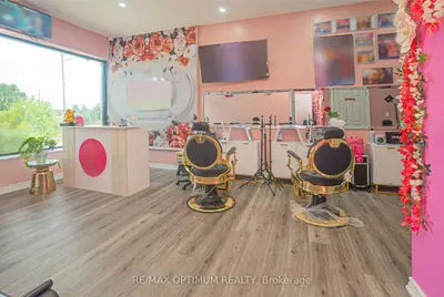 7060 Airport Road, Mississauga, On L4t 2g8