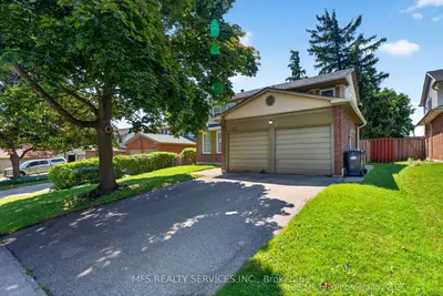 3257 Sir Johns Homestead, Mississauga, On L5l 2n7