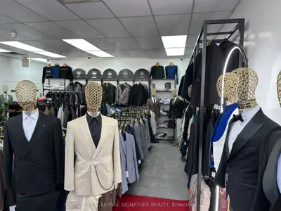 1100 Burnhamthorpe Road 13, Mississauga, On L5c 4g4