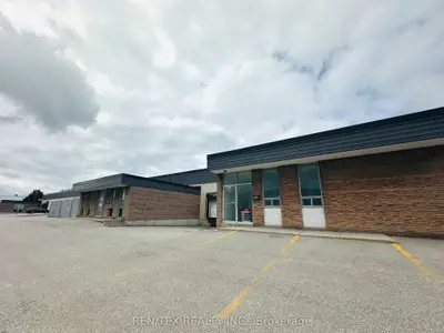 315-345 Flint Road B, Toronto, On M3j 2j2