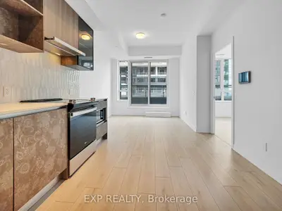 Condo Apartment in Oakville