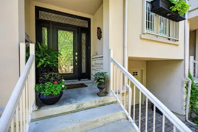 1335 Ontario Street 12, Burlington, On L7s 1e9