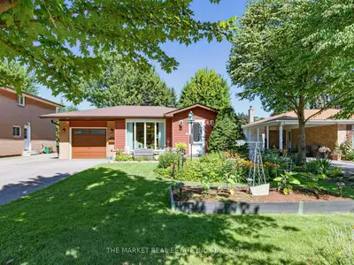 1033 Franconia Drive, Mississauga, On L4y 2l6