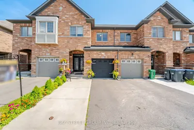 20 Davenfield Circle, Brampton, On L6p 4l9
