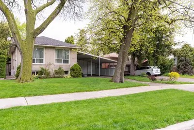 Detached in Toronto