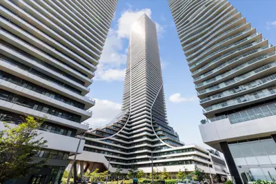 30 Shore Breeze Drive 4908, Toronto, On M8v 0j1
