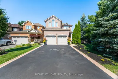 Detached in Brampton