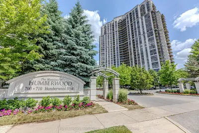 700 Humberwood Boulevard 128, Toronto, On M9w 7j4