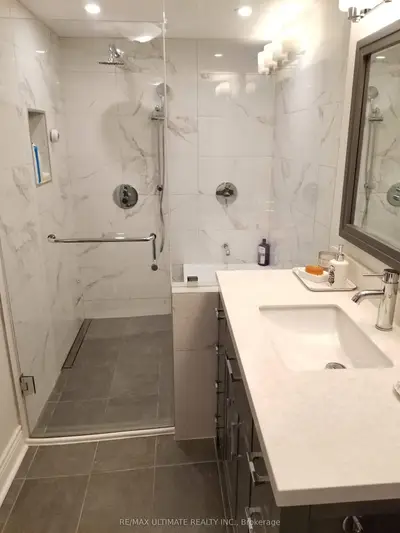 81 Amesbury Drive Basement, Toronto, On M6m 4j2