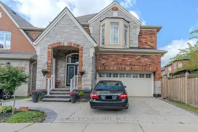 Detached in Milton