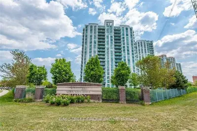 Condo Apartment in Mississauga