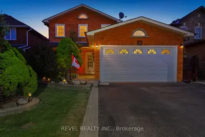 8 Cochrane Avenue, Brampton, On L6z 4j4