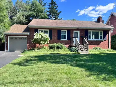 2048 Edinburgh (main Level) Drive, Burlington, On L7r 2c9