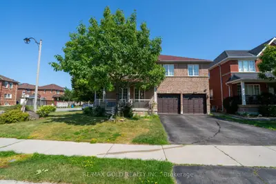 Detached in Brampton