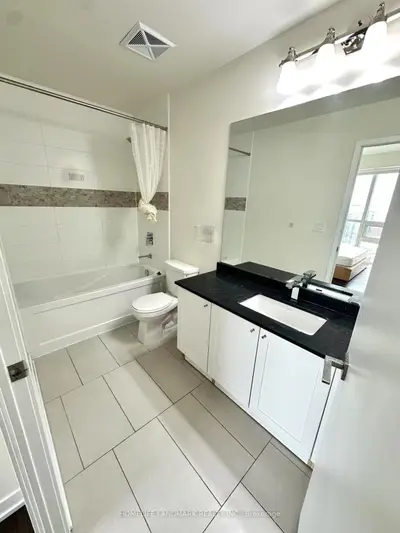 Condo Apartment in Mississauga