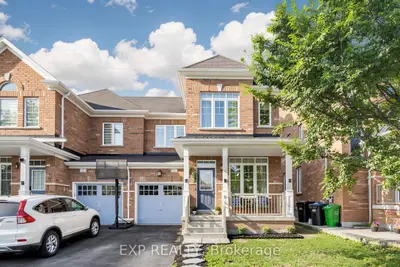 10 Borrelli Drive, Brampton, On L6y 5w9