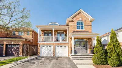 193 Queen Mary Drive, Brampton, On L7a 1y3