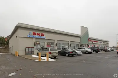 2280 Bovaird Drive E 7, Brampton, On L6r 3j5
