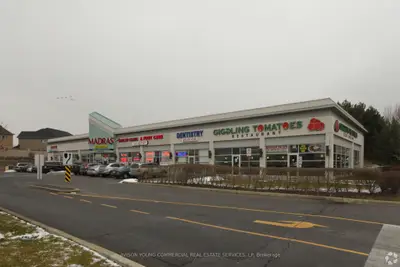 2280 Bovaird Drive E 7, Brampton, On L6r 3j5