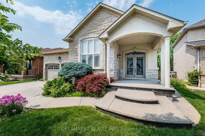 Detached in Milton