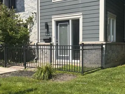 Condo Townhouse in Mississauga