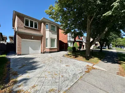 2052 Oak Bliss Crescent, Oakville, On L6m 3k4