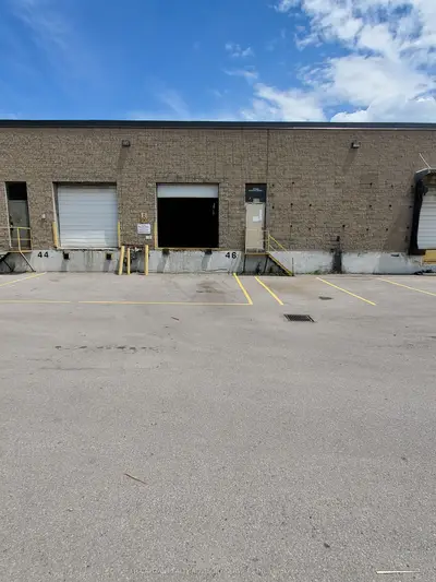 46 Ashwarren Road, Toronto, On M3j 1z5