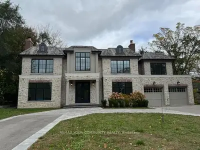 1427 Lakeshore Road W, Oakville, On L6l 1g4