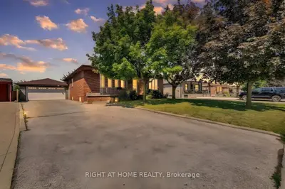 Detached in Toronto