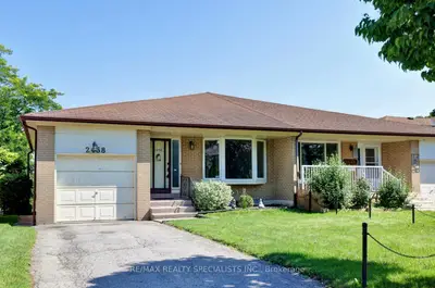 2458 Barcella Crescent, Mississauga, On L5k 1e2