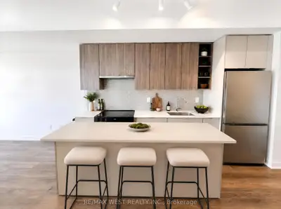 Condo Apartment in Burlington