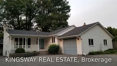 Detached in Oakville