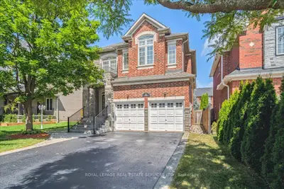 Detached in Halton Hills