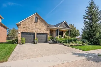 4252 Sarazen Drive, Burlington, On L7m 4z2