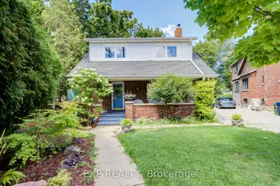 10 King Street Crescent, Toronto, On M9n 1k6