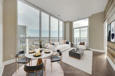 Condo Apartment in Toronto