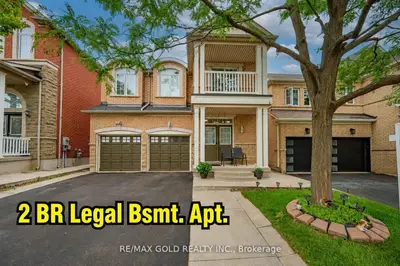 14 Maddybeth Crescent, Brampton, On L6y 5r7