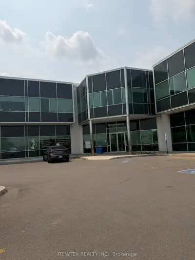30 Topflight Drive 207, Mississauga, On L5s 0a8