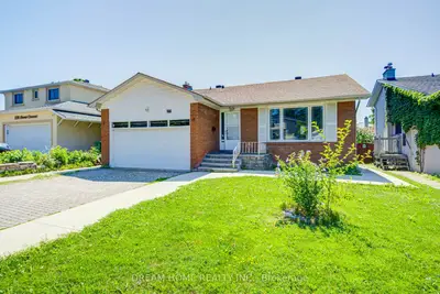 1323 Shamir Crescent, Mississauga, On L5c 1l2