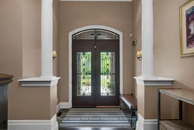 46 Scott Street, Brampton, On L6v 1s2