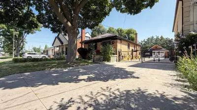 87 Riverdale Drive, Toronto, On M9v 2t8