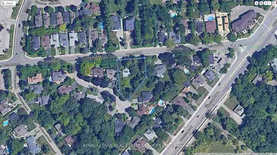 1050 Lorne Park Road, Mississauga, On L5h 3a2