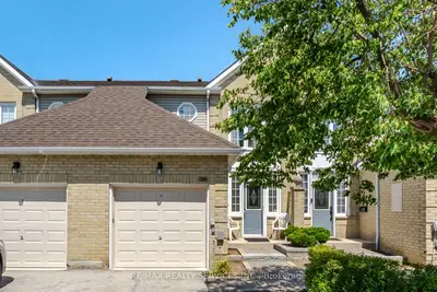 Condo Townhouse in Brampton