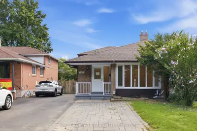 Semi-Detached in Mississauga