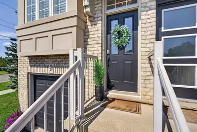5080 Fairview Street 40, Burlington, On L7l 7g1