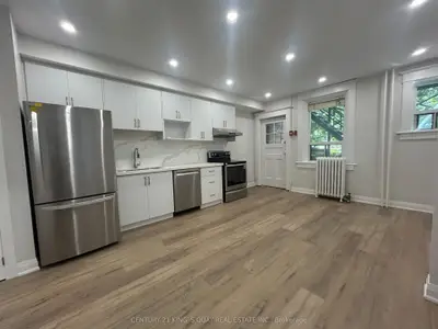 223 Roncesvelles Avenue 1, Toronto, On M6r 2l6