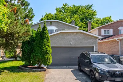 Detached in Brampton