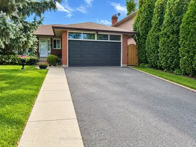 896 Fourth Street Lower, Mississauga, On L5e 1j6
